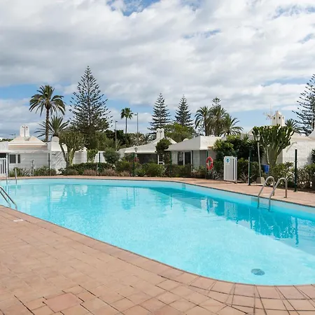 Stunning Bungalow Dragon Club Ii Holiday home